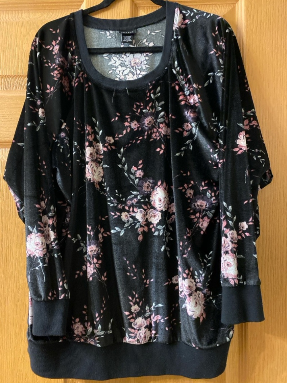 torrid Black Velvet Floral Long Sleeve Pullover